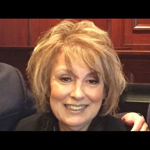 Meet your Posher, Amelia